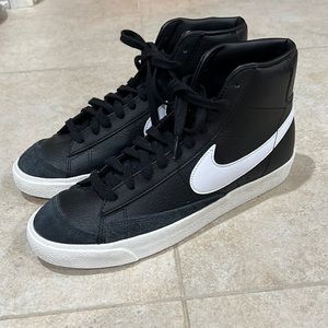 Nike Blazer ‘77s